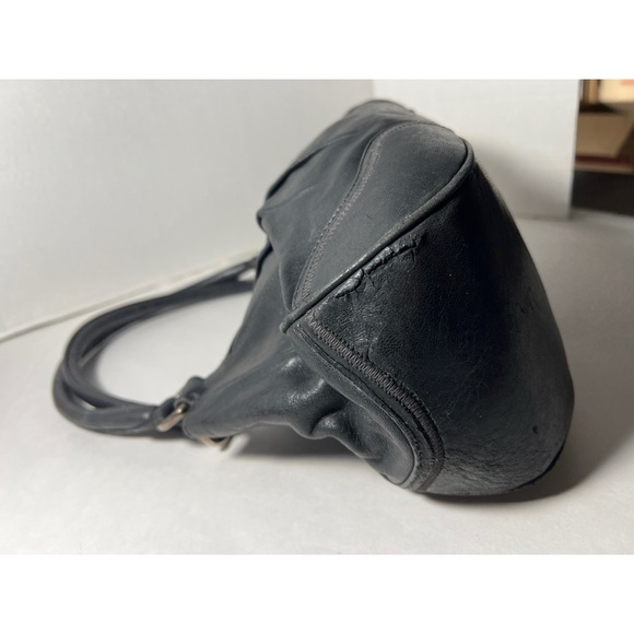 Prada Black Shoulder Bag with Crescent Silhouette - Picture 5 of 12